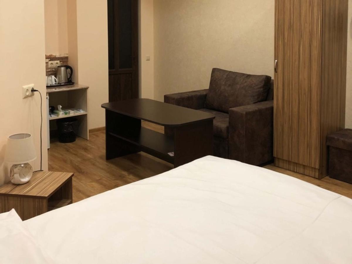 H Resort Hotel Vagharshapat Armenia Ngoại thất bức ảnh